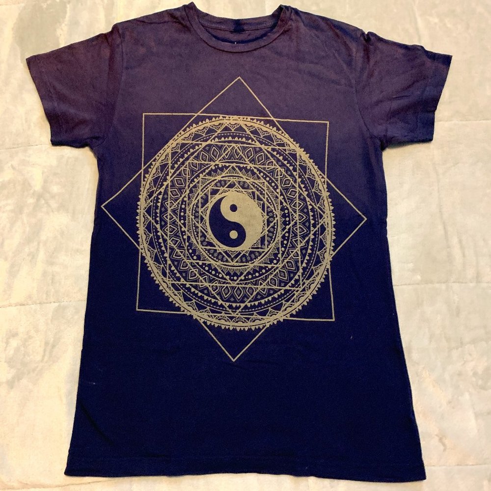 Small Earthbound Tee with Yin and Yang Mandala